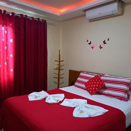 Quartos Em Casa In Caxias Da Paraiso Дуки-ди-Кашиас Экстерьер фото