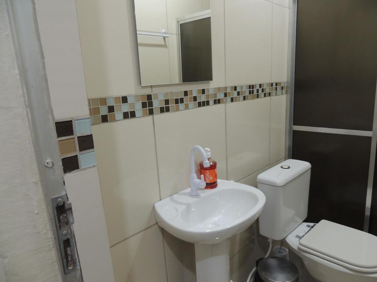 Quartos Em Casa In Caxias Da Paraiso Дуки-ди-Кашиас Экстерьер фото