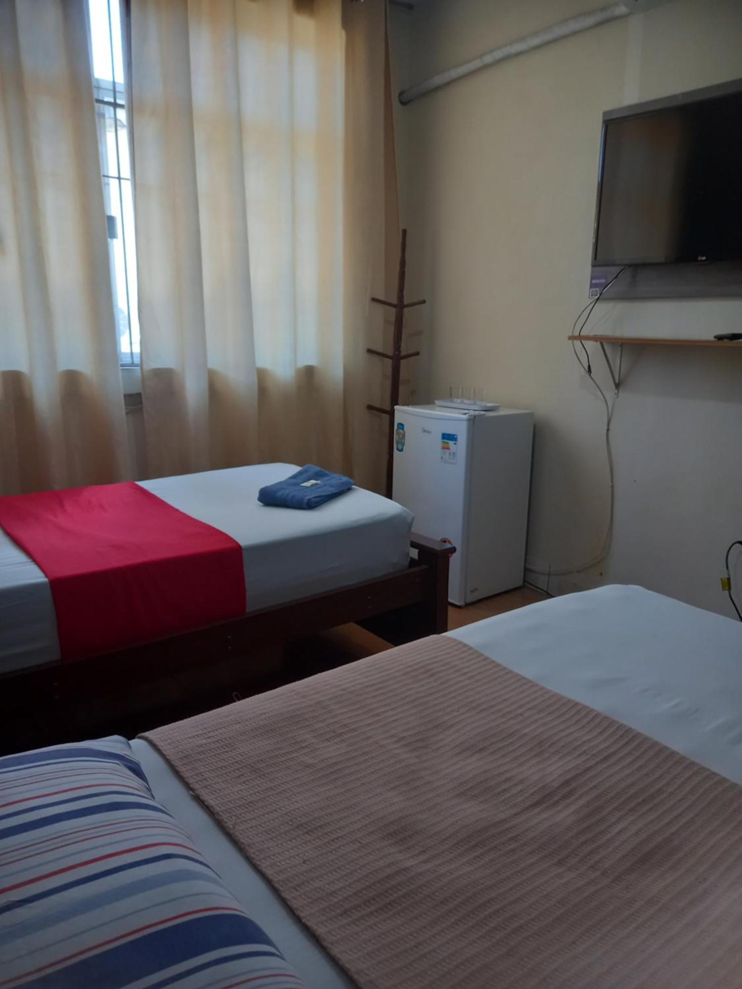Quartos Em Casa In Caxias Da Paraiso Дуки-ди-Кашиас Экстерьер фото