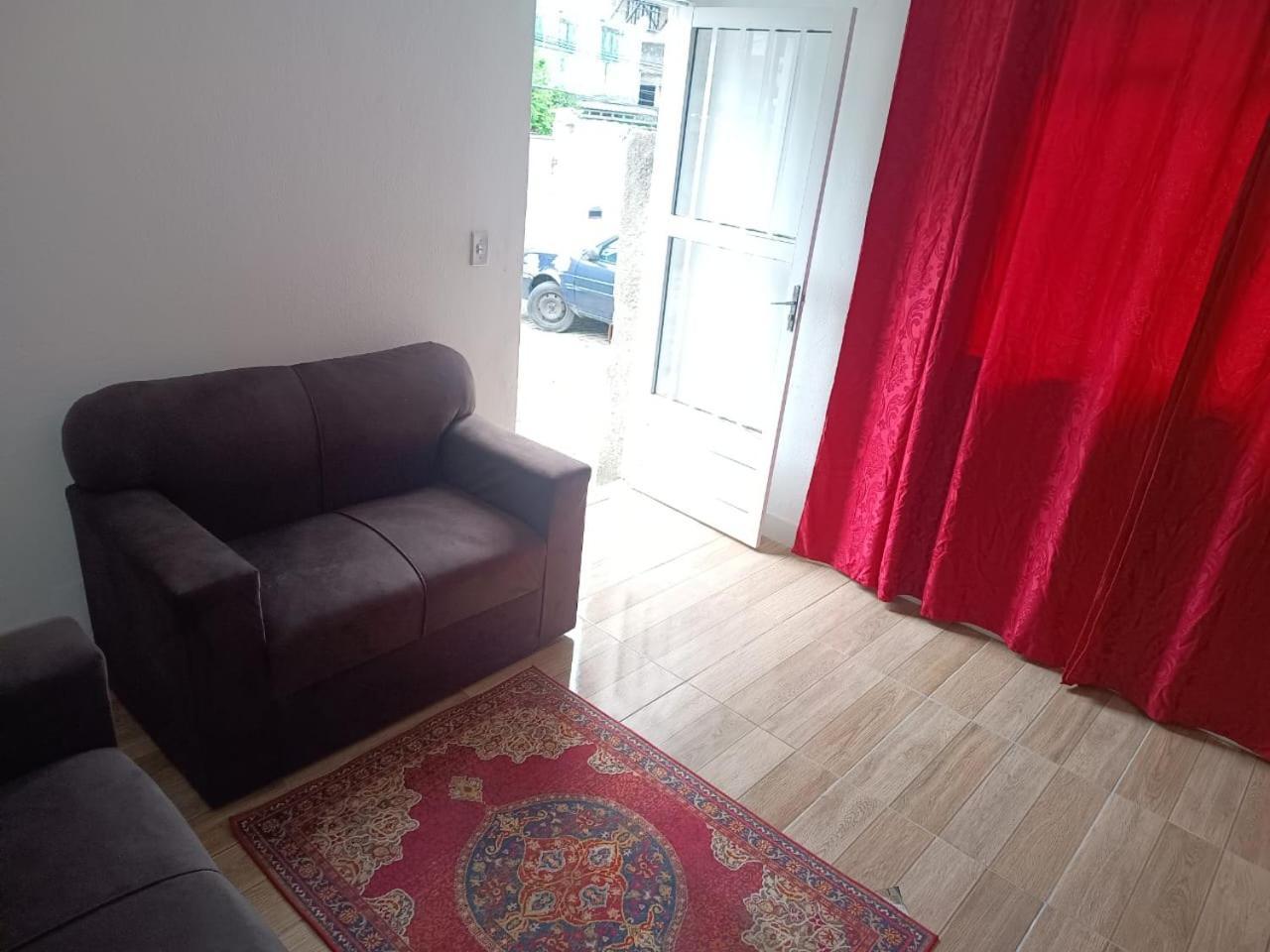 Quartos Em Casa In Caxias Da Paraiso Дуки-ди-Кашиас Экстерьер фото